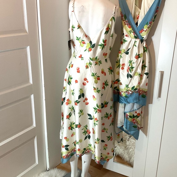 🍑FOREST LILY 🍈 - Picture 5 of 12